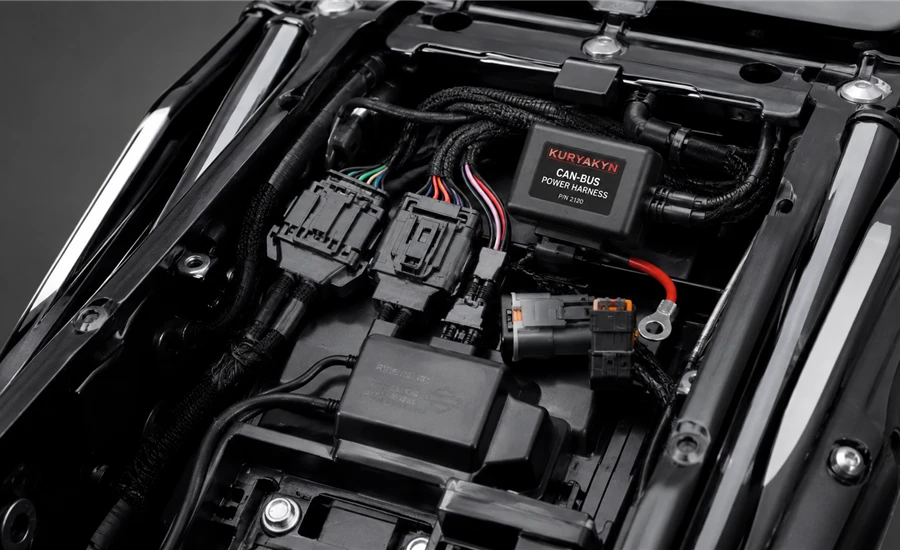 ソフテイル(M8)の電源取り出し方法